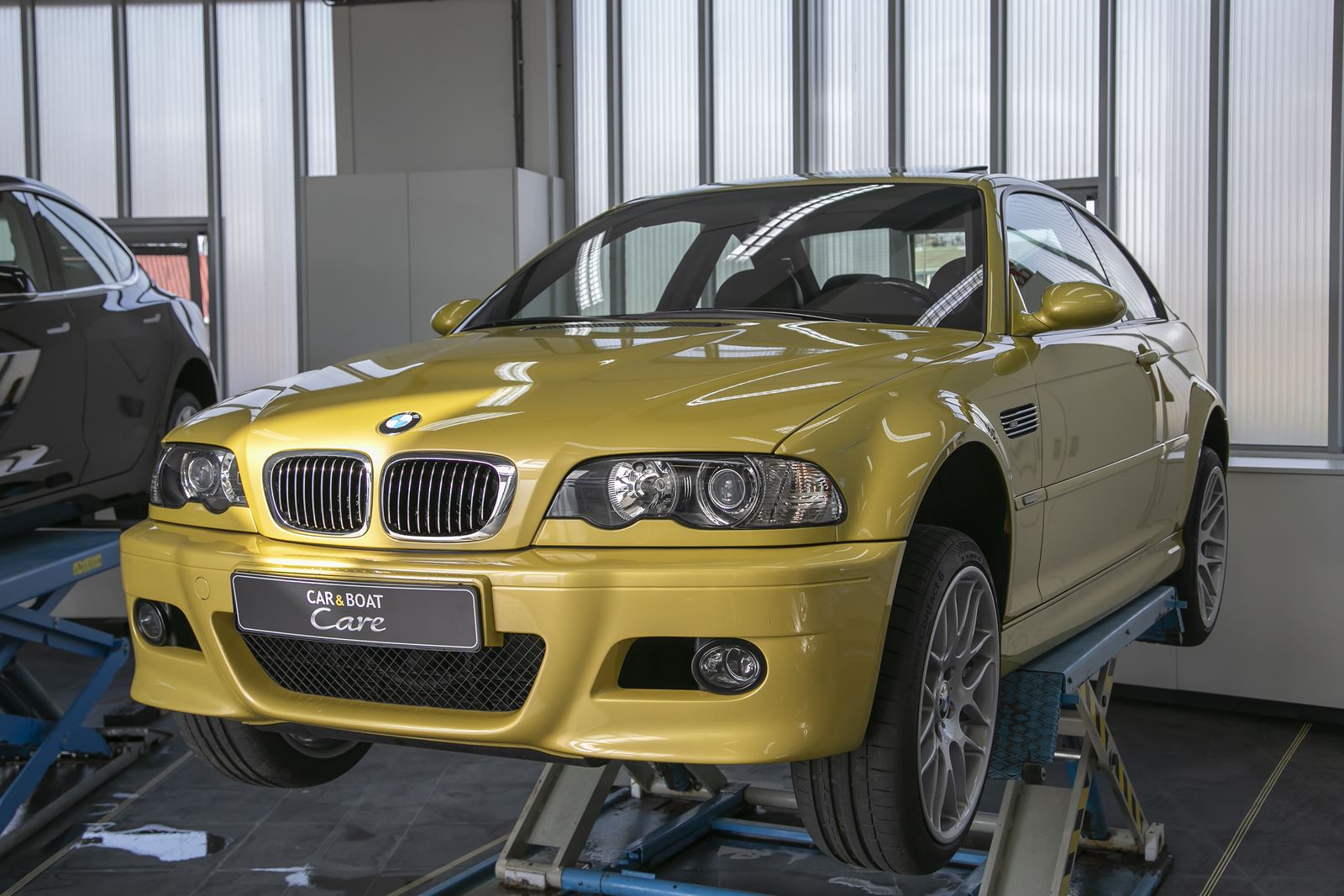 BMW M3 Glascoating Gold detailing