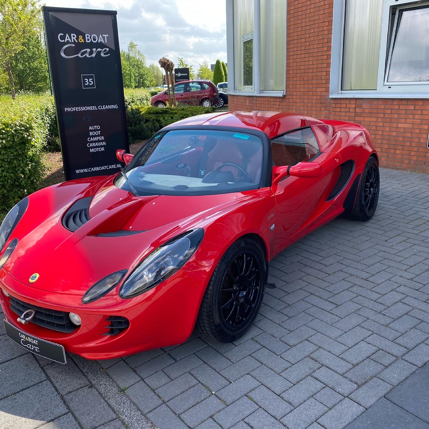 Lotus Elise glascoating Gold Car Detailing Swisstec